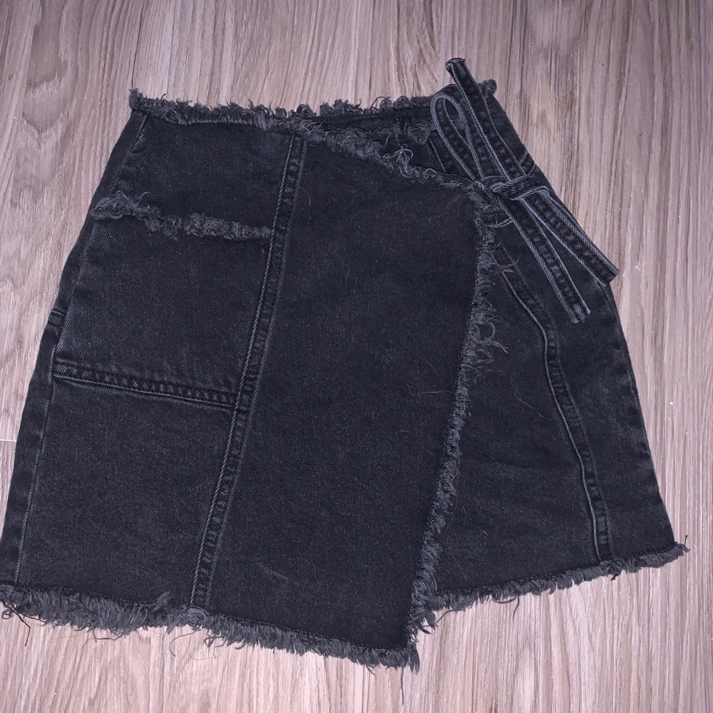 black wrap skirt